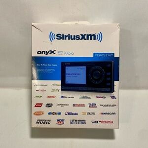 SiriusXM XEZ1V1 Onyx EZ Satellite Radio with Vehicle Kit Black New in Box Open